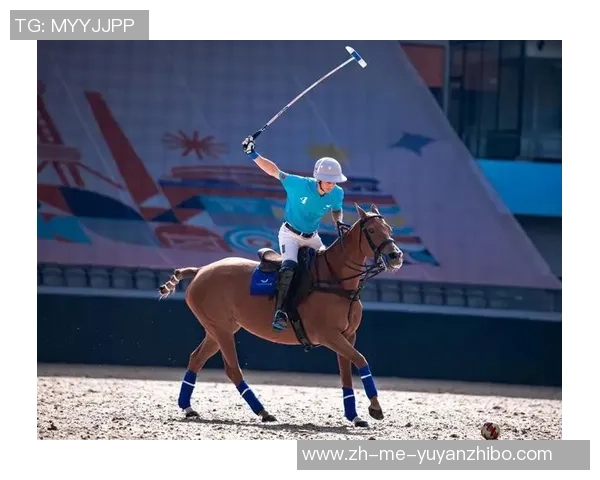 马术足球秀精彩纷呈骑士与球员的完美结合展现运动魅力与团队精神 马术足球秀精彩纷呈骑士与球员的完美结合展现运动魅力与团队精神